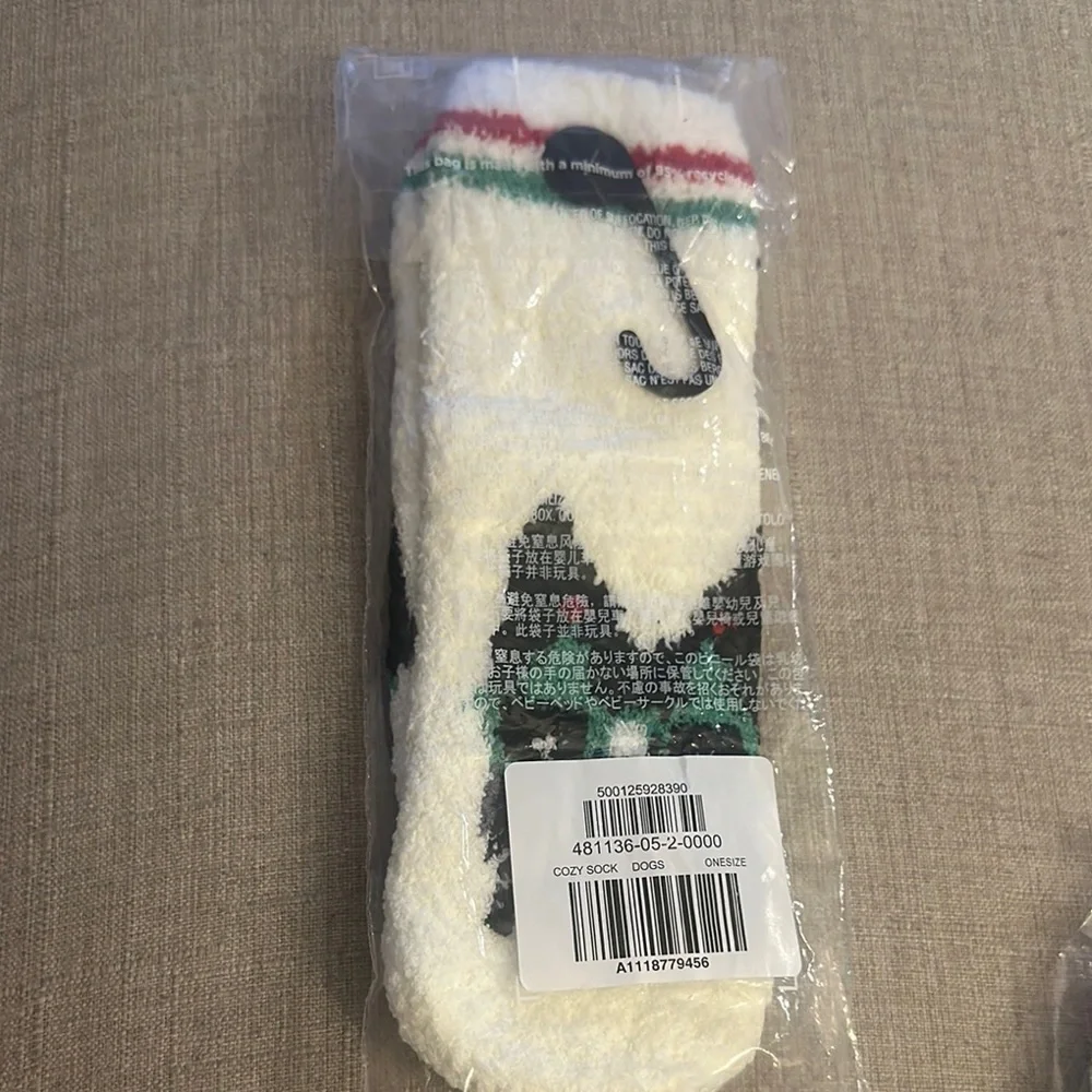 Old Navy White and Black Cozy Socks with Winter Design set of 2